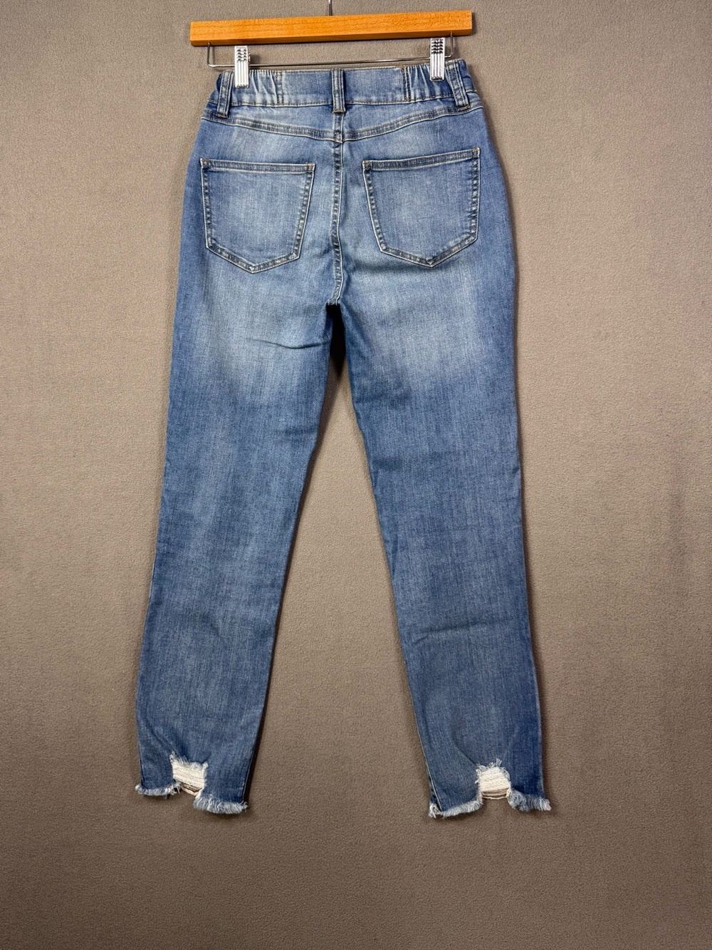 Rewash Distressed High-Rise Cropped Jeans - Medium Light Blue Wash, Size 1 / 25 - Picture 6 of 11